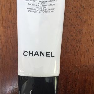 Chanel mousse douceur foaming cleanser